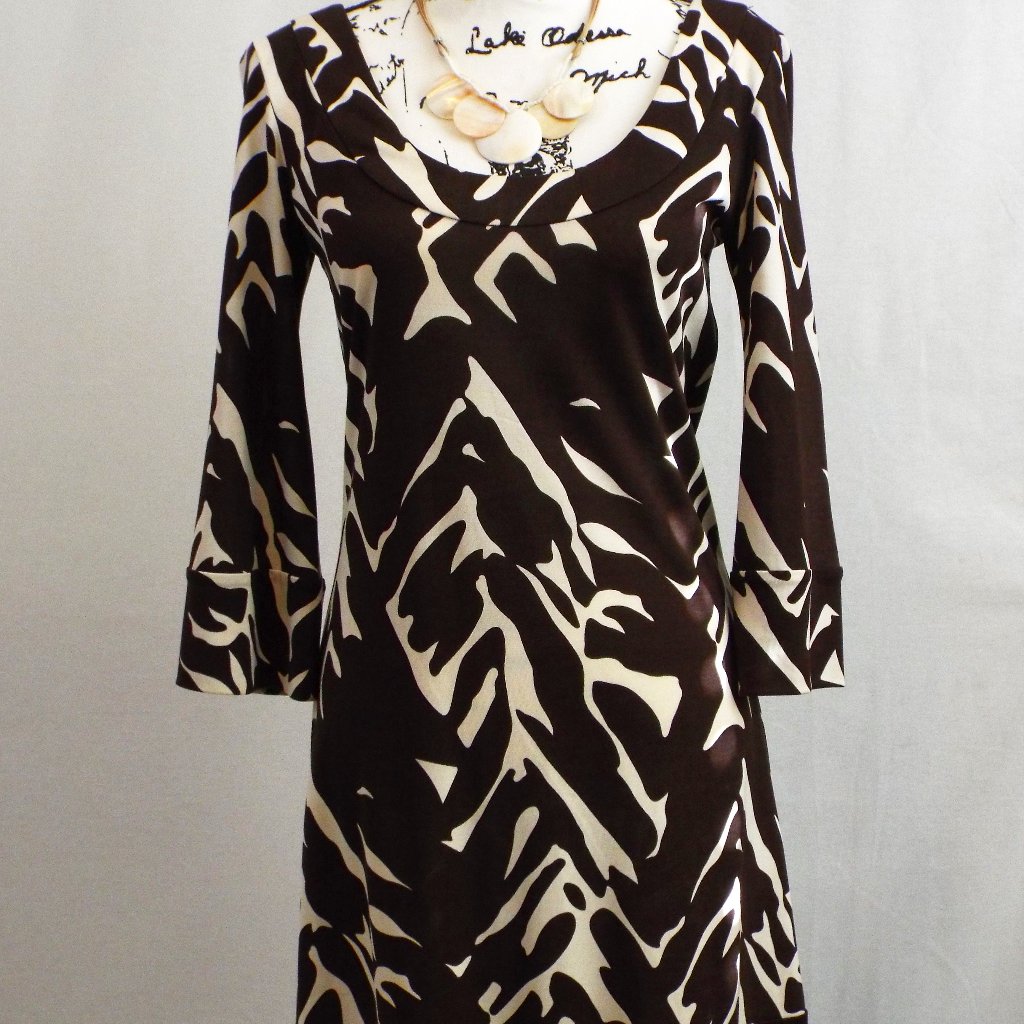 Diane Von Furstenberg Printed 100% Silk Brown And White Mini Dress Size 4